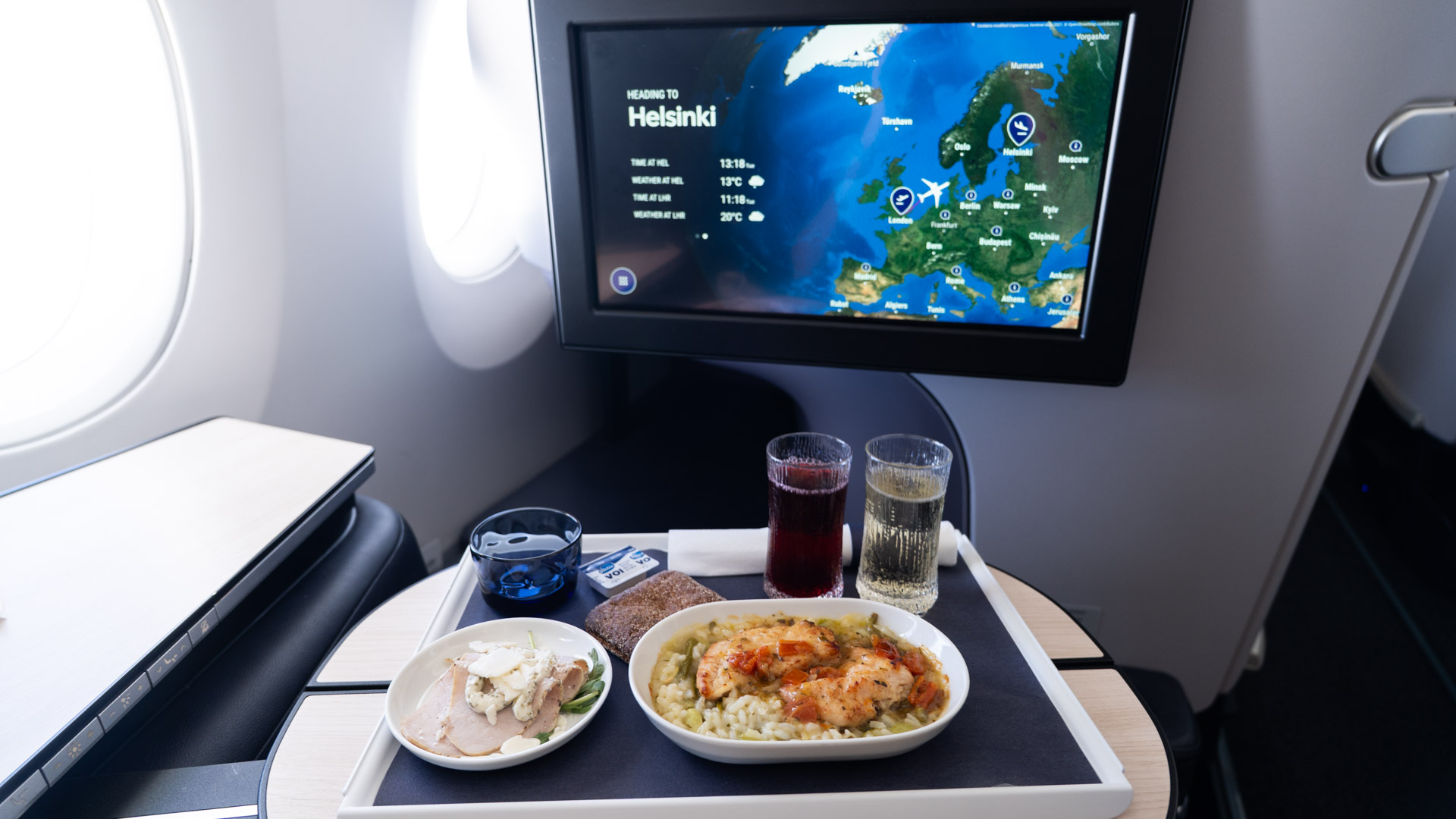 Finnair Airbus A350 Business Class dining