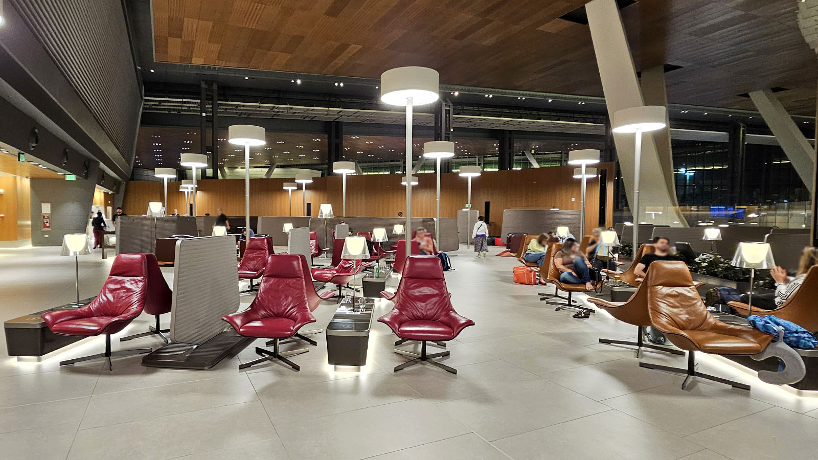 Seating in the Qatar Platinum Gold Lounge Doha