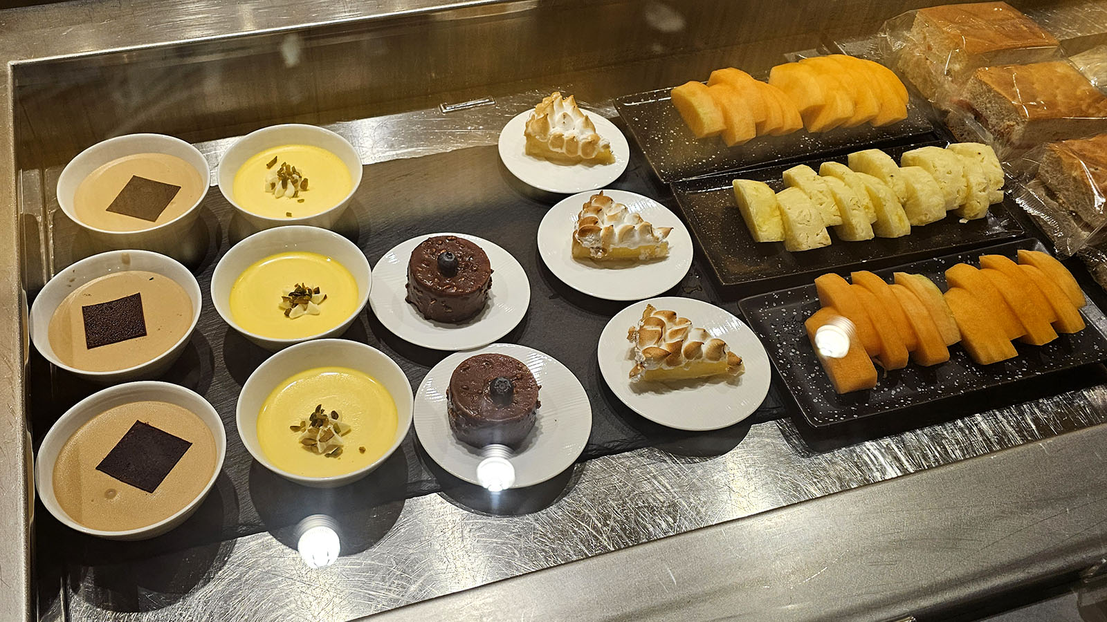 Dessert in the Qatar Platinum Gold Lounge Doha