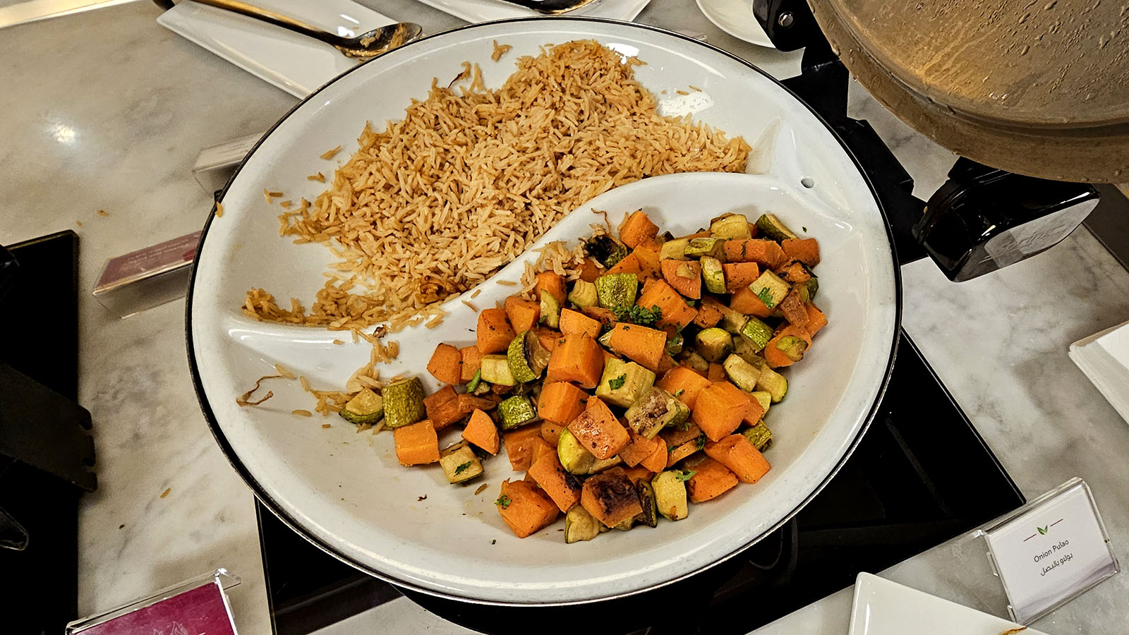Dinner in the Qatar Platinum Gold Lounge Doha