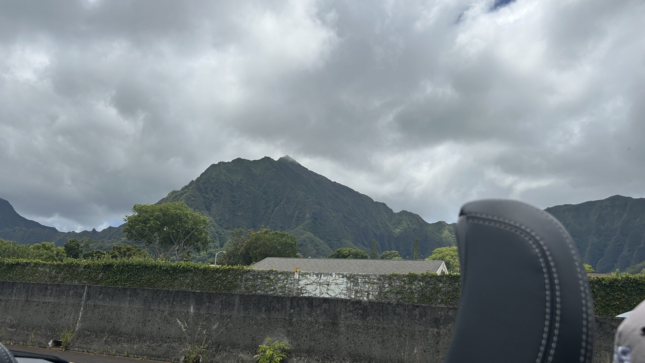 Honolulu Road Trip Mountain Peak Point Hacks by Daniel Sciberras