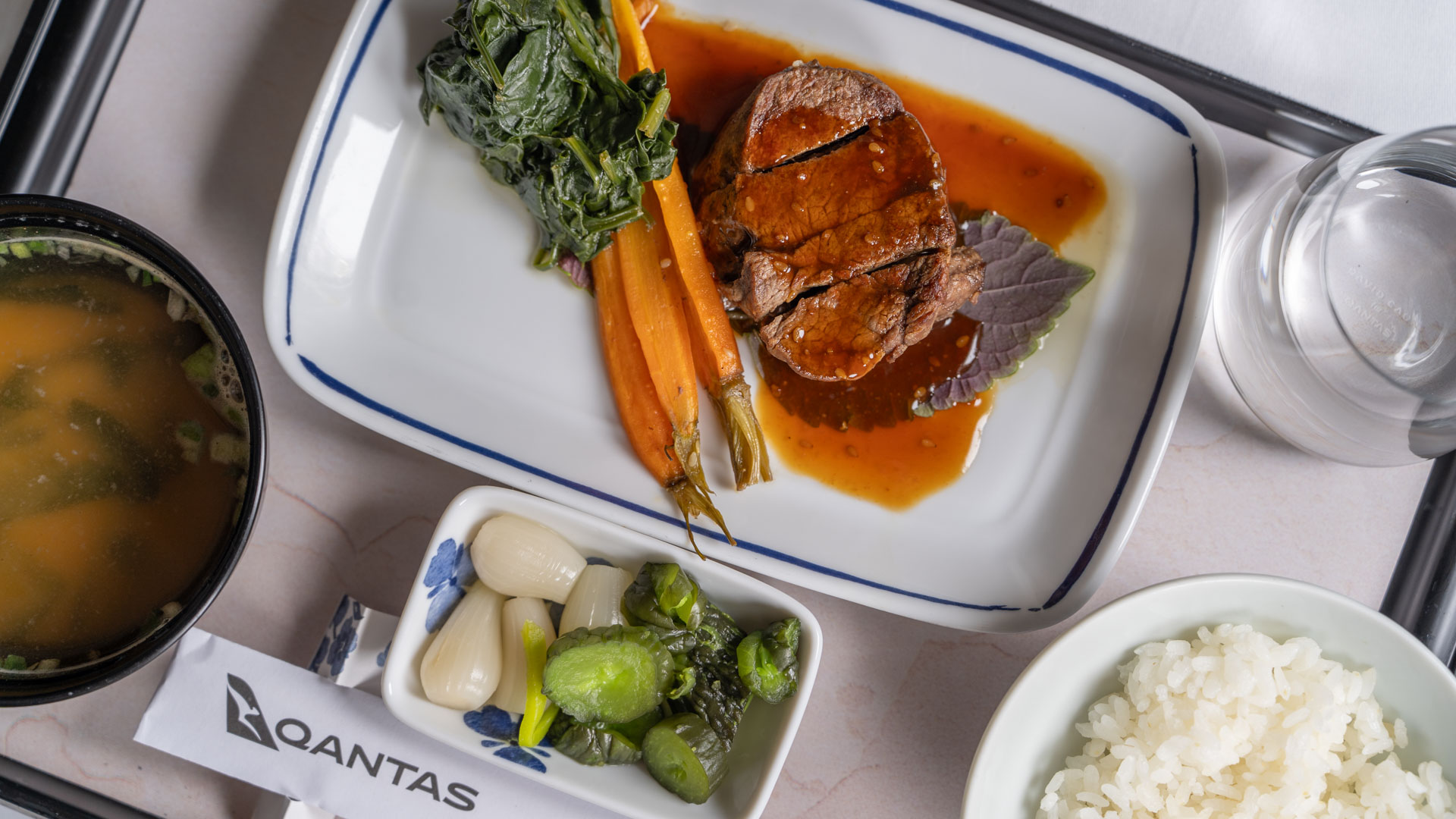 Qantas Airbus A330 Business Class Tokyo dining