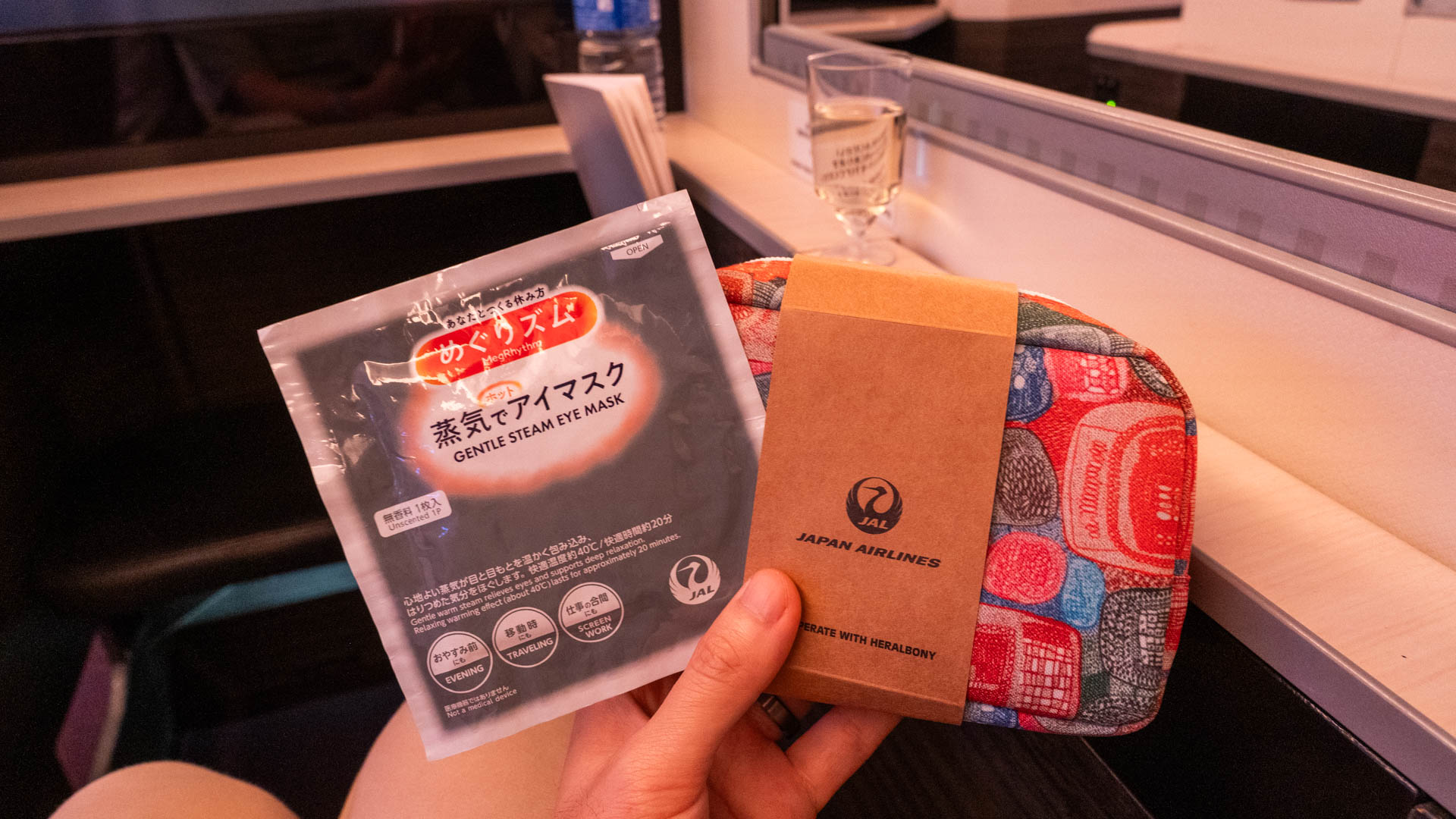 Japan Airlines Boeing 777 Business Class amenities.