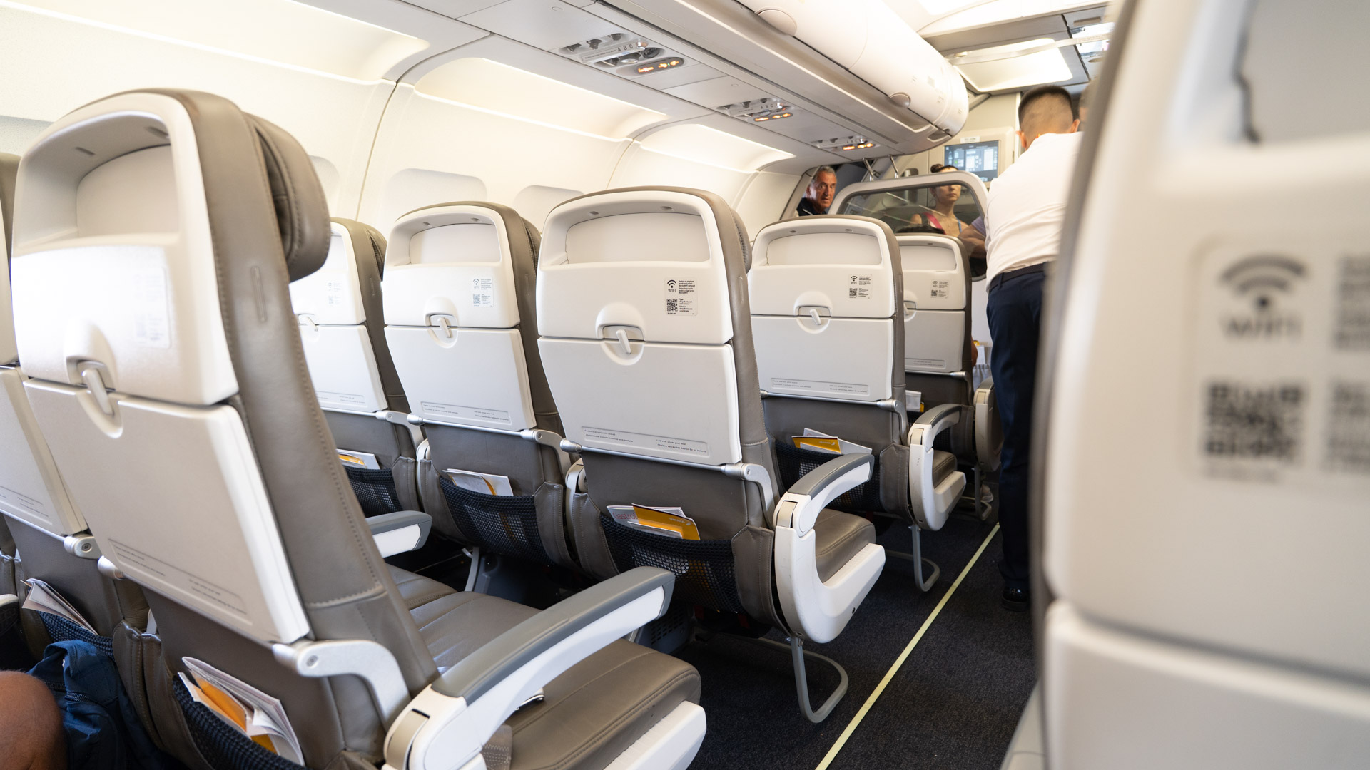 Iberia Airbus A320 Europe Business