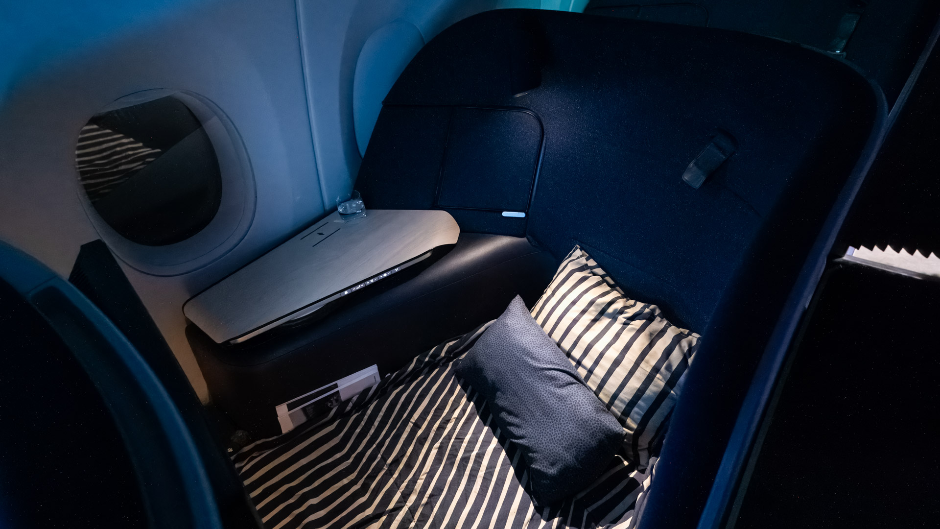 Finnair Airbus A350 Business Class bed