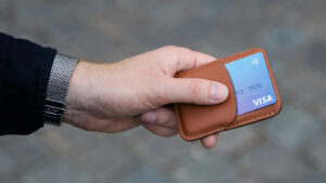 Frequent flyer points in the crosshairs of the RBA’s credit card crackdown