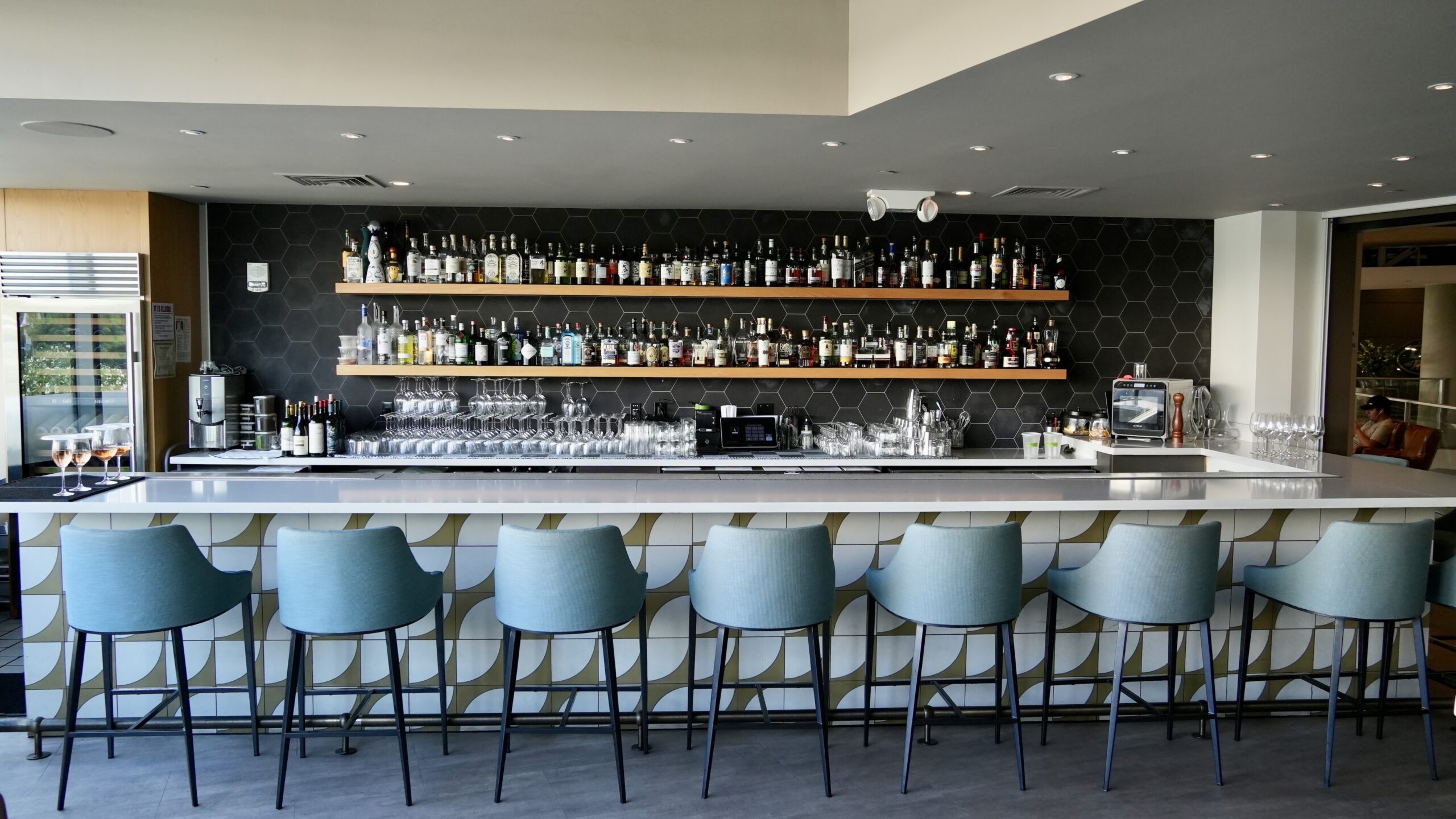 MW Restaurant Honolulu Drink Bar Point Hacks by Daniel Sciberras