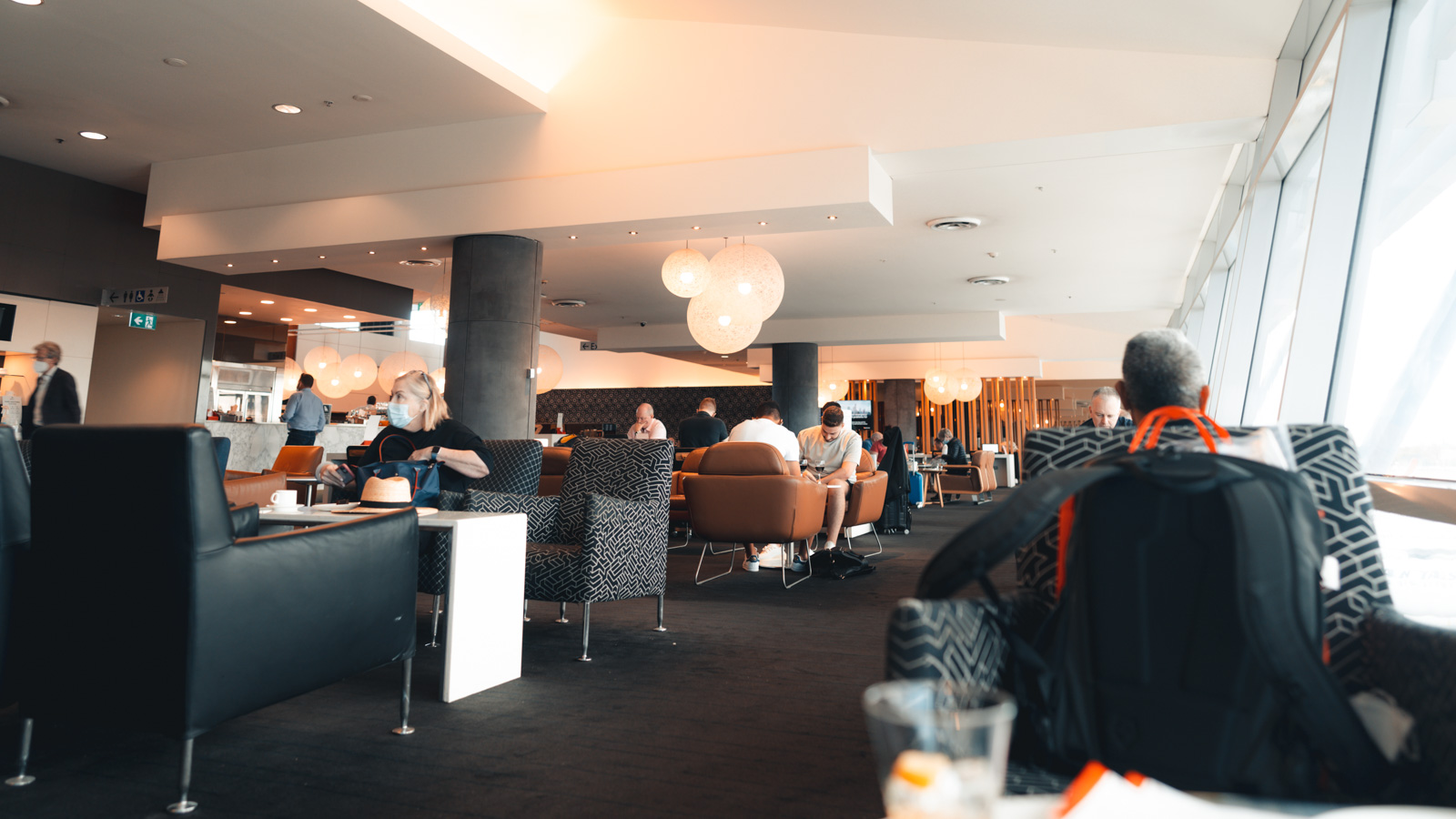 Qantas Domestic Business Lounge in Sydney