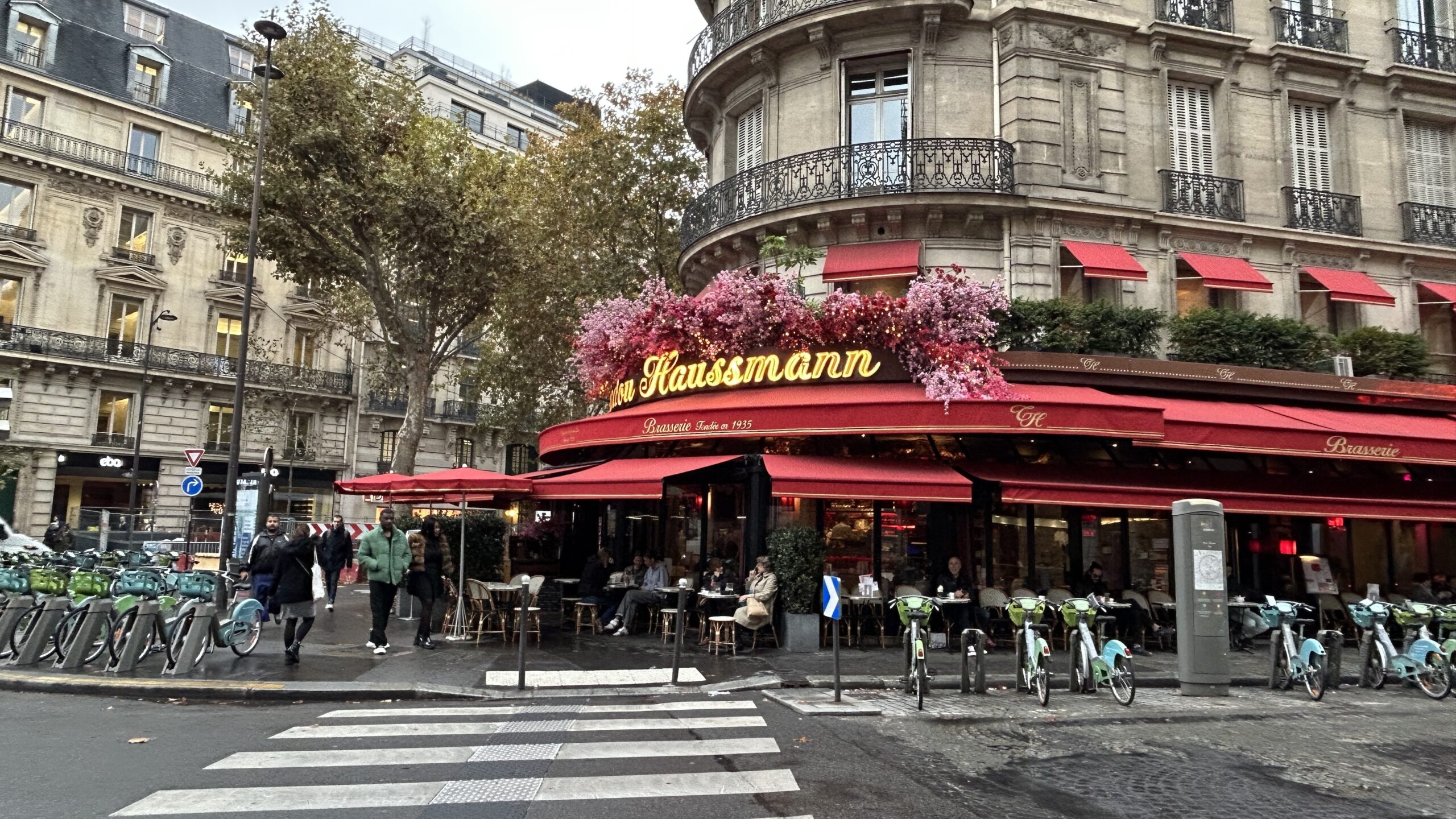 Triadou Haussmann Cafe Point Hacks by Daniel Sciberras