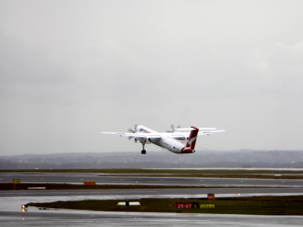 DJ1167 Embraer 190 Sydney - Coffs Harbour Review 