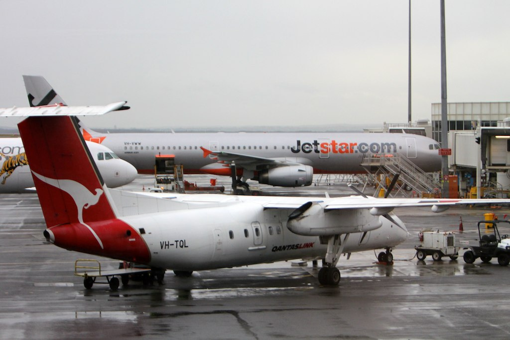 DJ1167 Embraer 190 Sydney - Coffs Harbour Review 