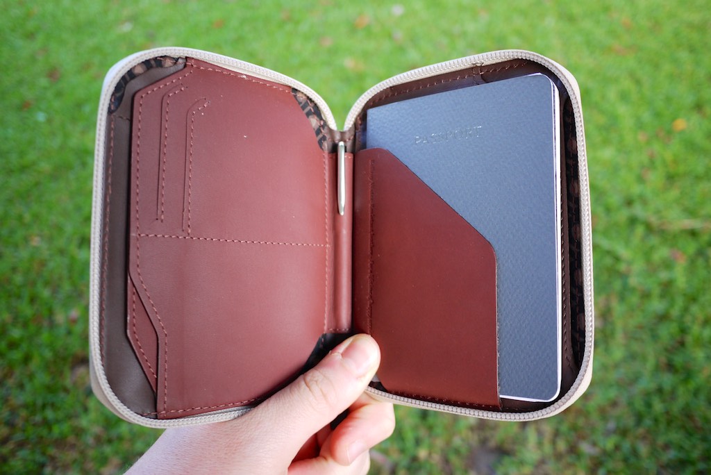 1 Bellroy Elements Wallet