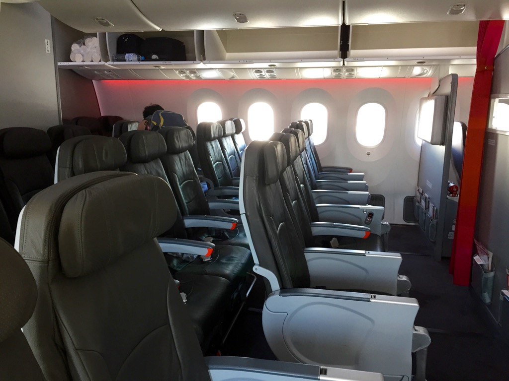 Redeeming points for Jetstar’s 787 StarClass (Business Class) - a quick ...