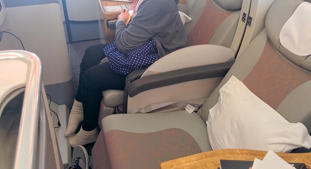 Emirates EK406 Business Class A380-800 and Lounge Review | Point Hacks