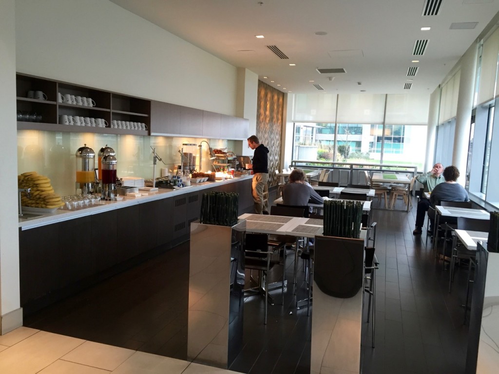 Element Vancouver Metrotown Lounge (5) | Point Hacks