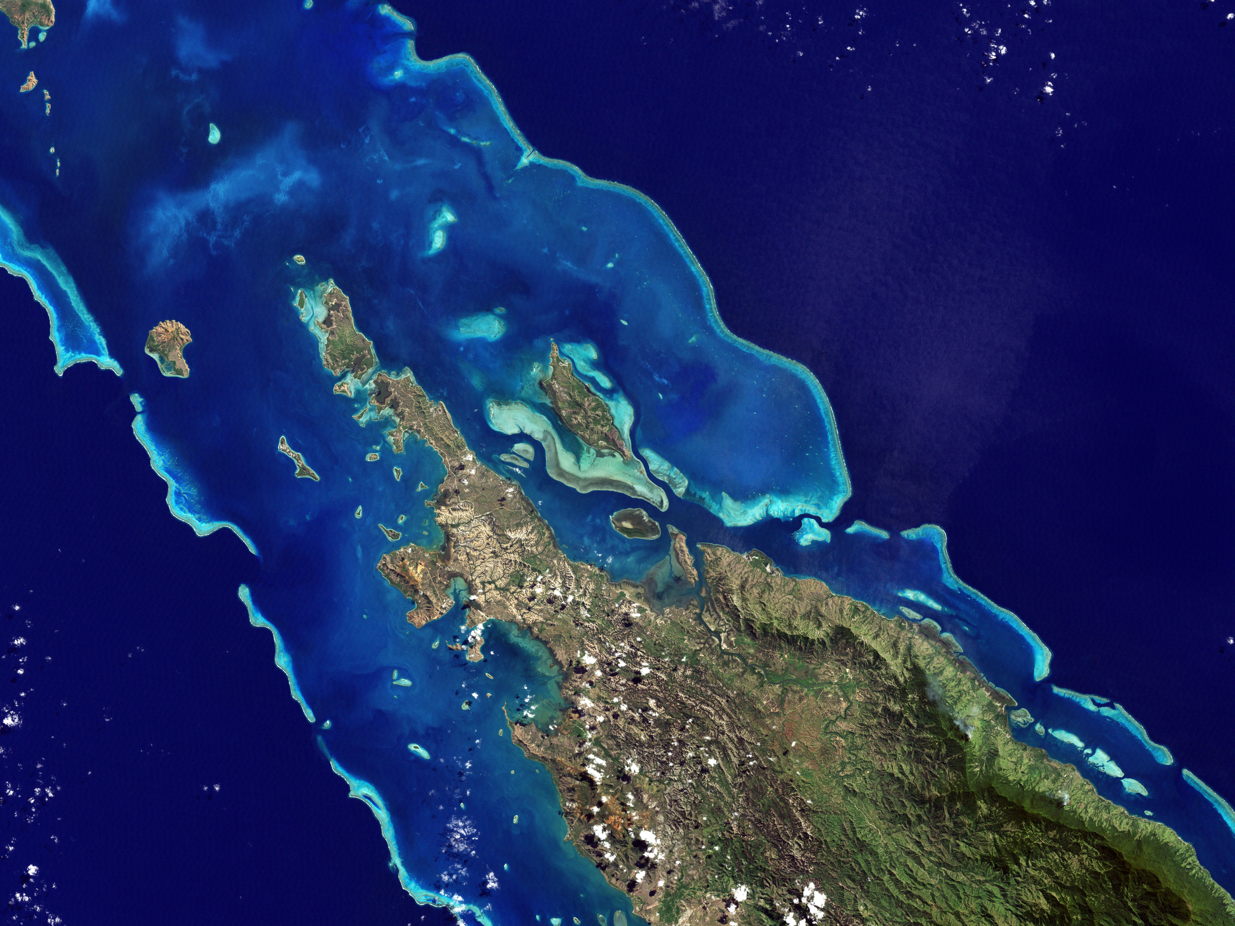 New Caledonia lagoon and reef