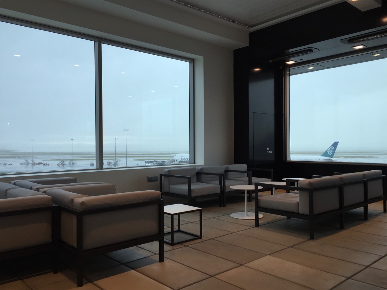 Air New Zealand Auckland Lounge Outdoor Terrace | Point Hacks